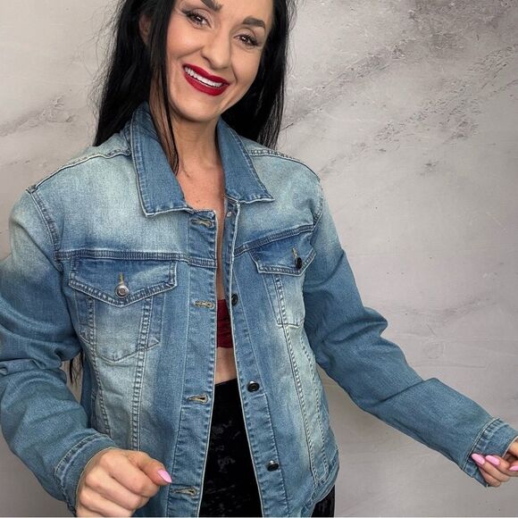 Classic Blue Denim Jacket - Picture 1 of 5